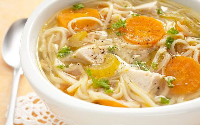 Sopa de Pollo